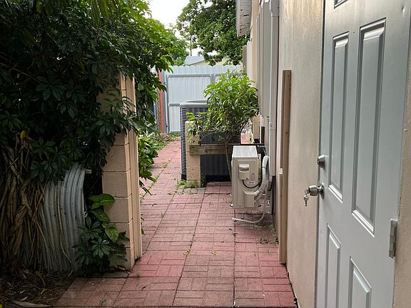 3rd image of 17301 NW 53rd Ct