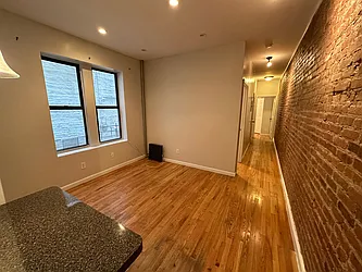 Rented by Premier Metro Realty Corp