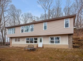 74 Woodland Dr, Northford, CT 06472