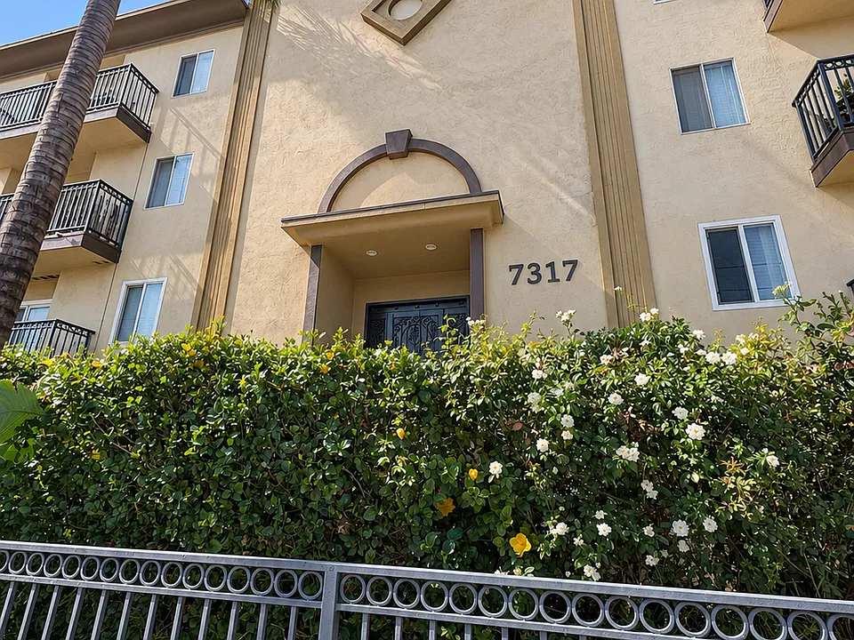 7319 Sepulveda Blvd #115