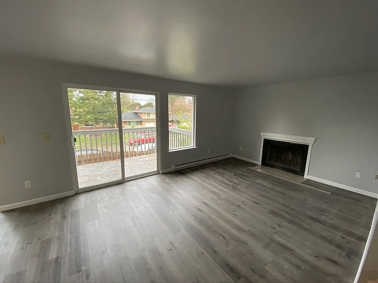 7324 S Wilkeson St #A — Photo 1