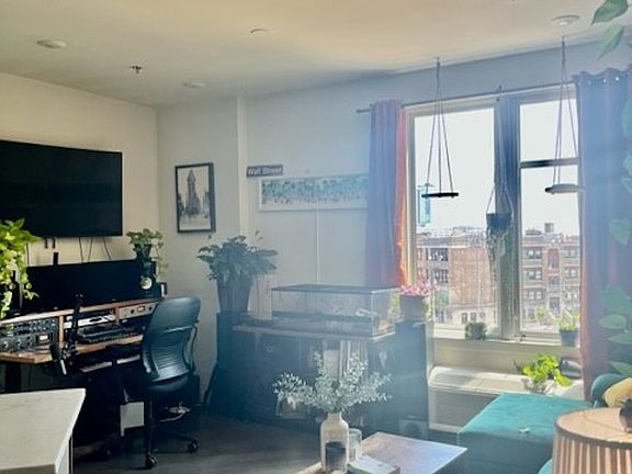 2nd image of 361 Newark Ave APT 504