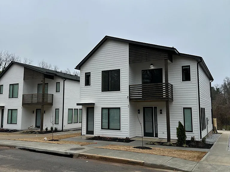 45 Spartanburg St #A — Photo 10