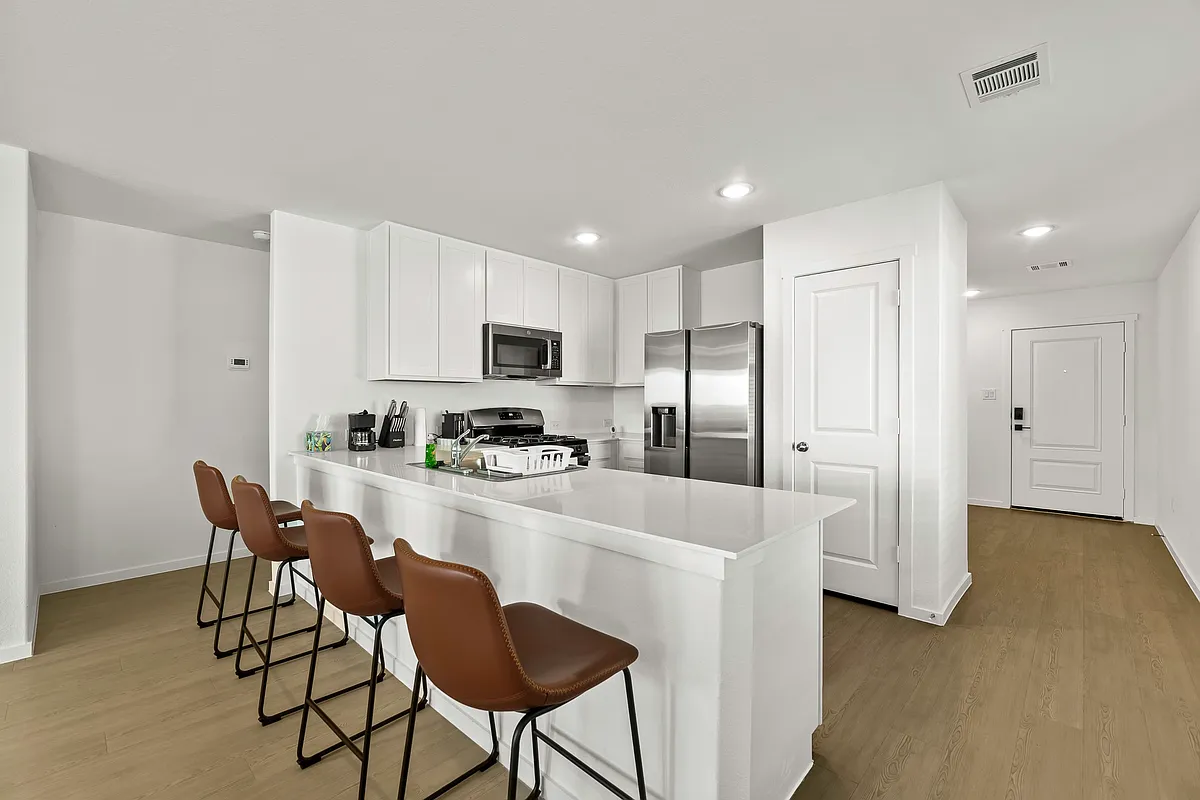 Building Photo - 1527 Tiptop Mdw
