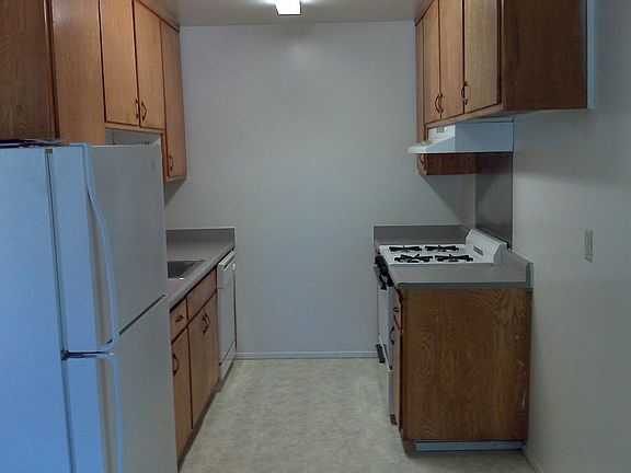 3rd image of 4626 Ashdale Ct APT 3