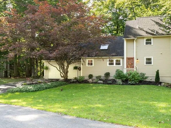 3146 Beaver Brook Ln, Baldwinsville, NY 13027