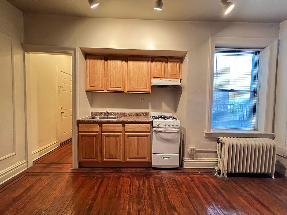 1st image of 20 Kensington Ave #4H