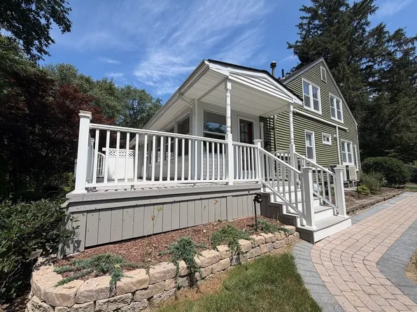 647 Main St #A, Oxford, MA 01540