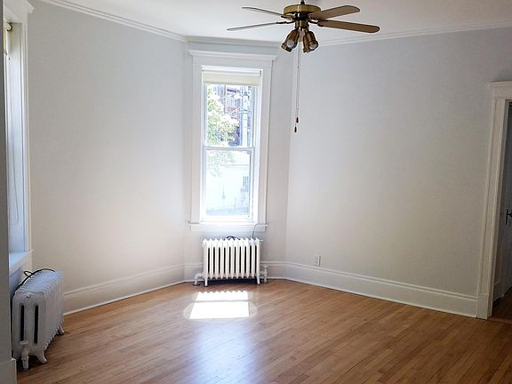 5th image of 6516 N Newgard Ave #1