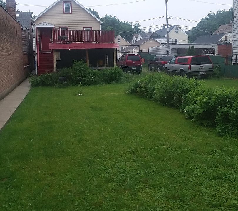 1st image of 4738 S Damen Ave #40