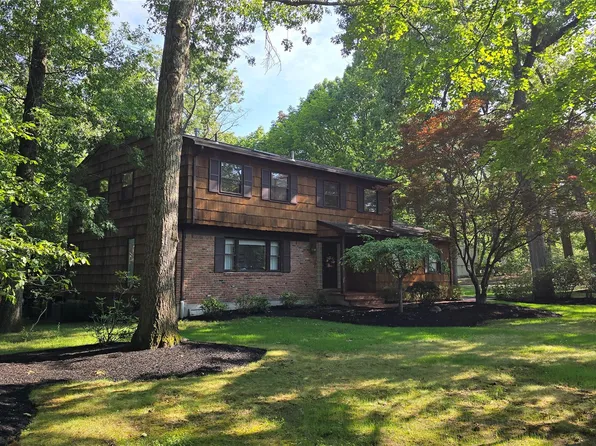 19 York Drive, New City, NY 10956