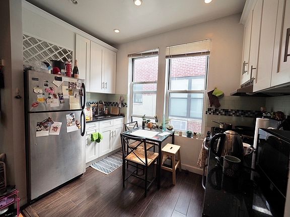 3rd image of 34-31 43rd St #3G