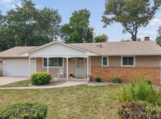 10 W Golden Lake Rd, Circle Pines, MN 55014