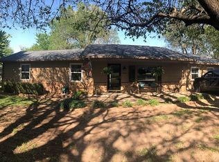 802 S Forewood Rd, Arkansas City, KS 67005
