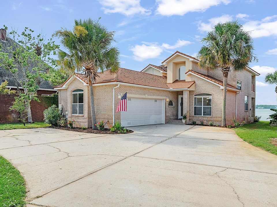 1st image of 2395 Palm Harbor Dr