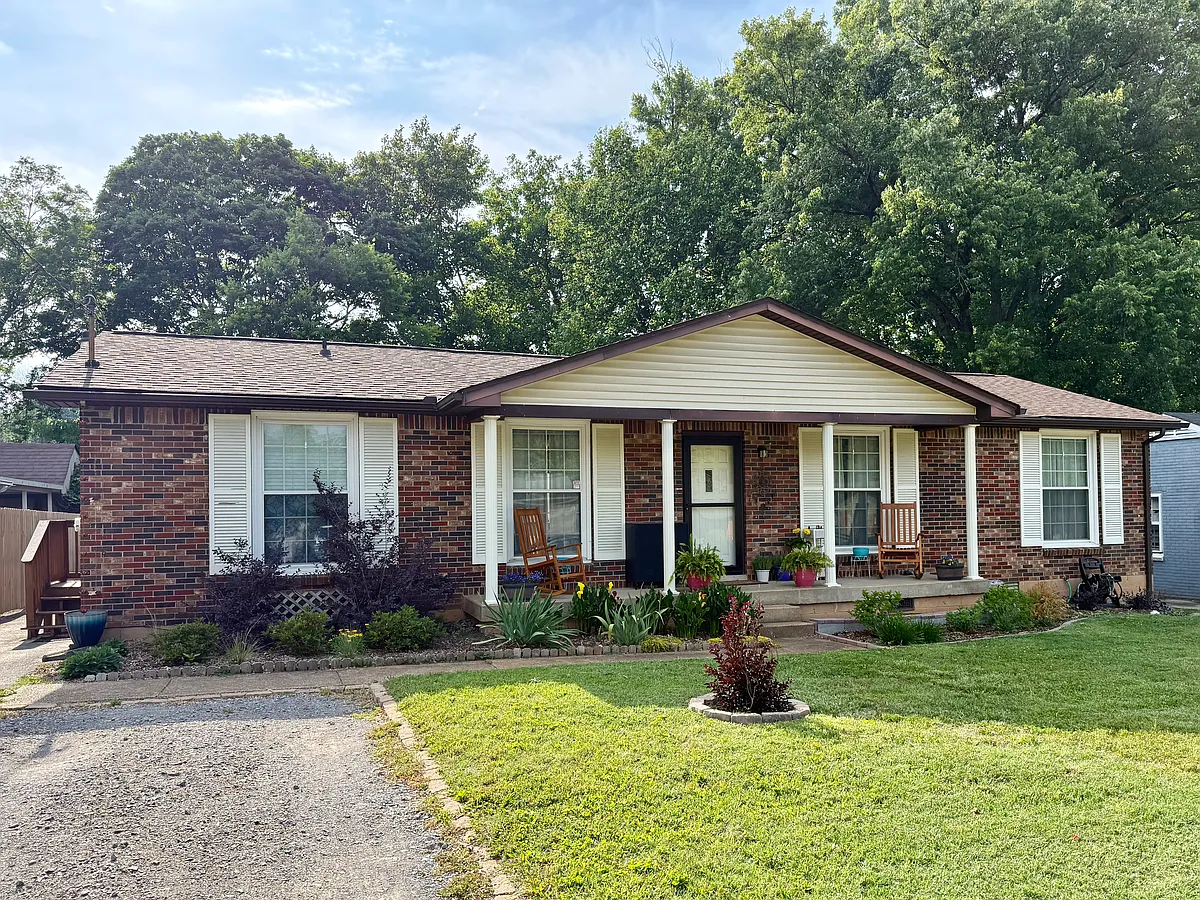 Building Photo - 207 Overby Dr