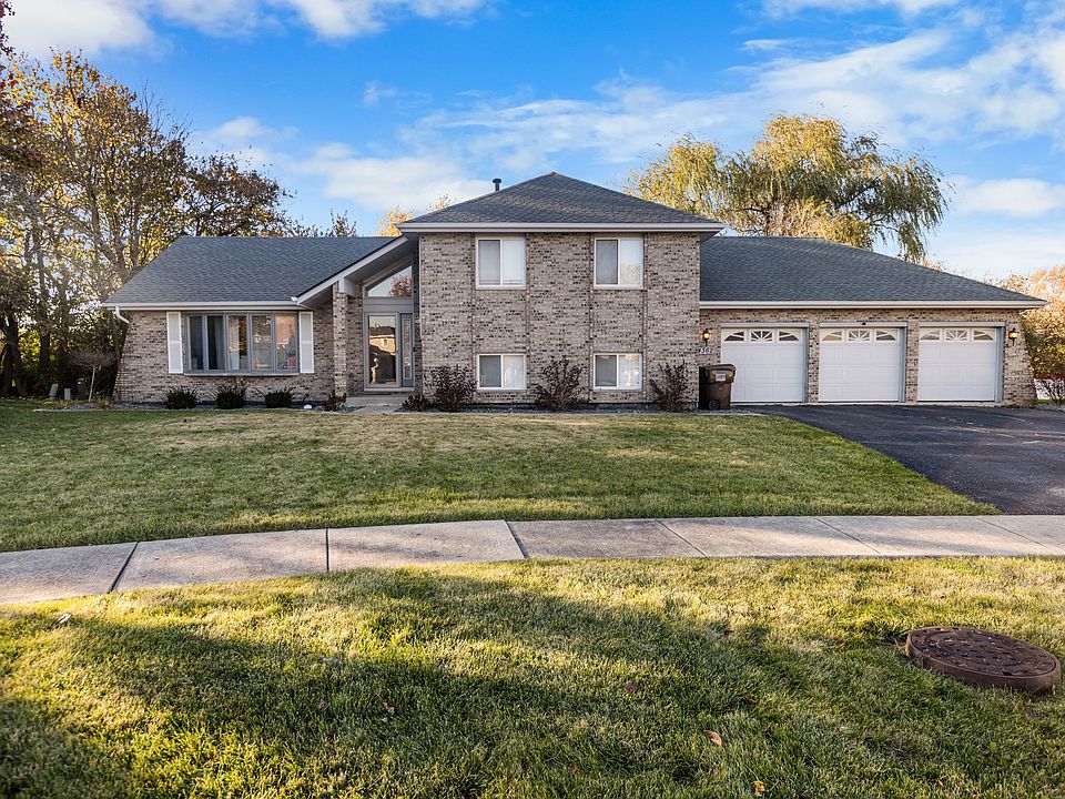 1st image of 4362 Maple Ter S