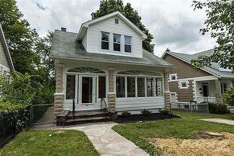 Exterior Front View 3