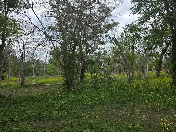 2nd image of 2320 Chavaneaux LOT 2