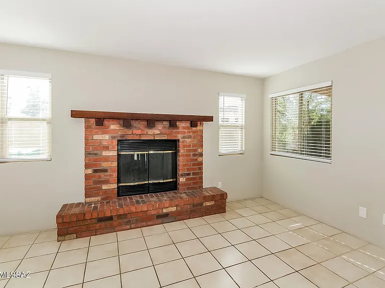 Spacious Living Room