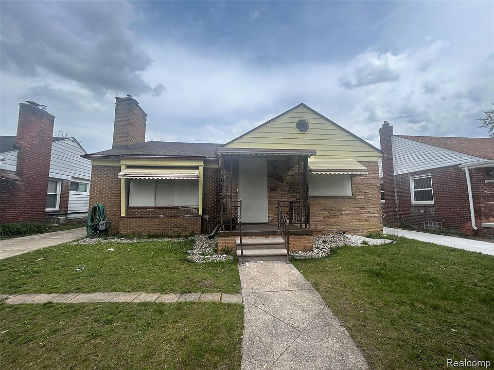 1st image of 19444 Monica St