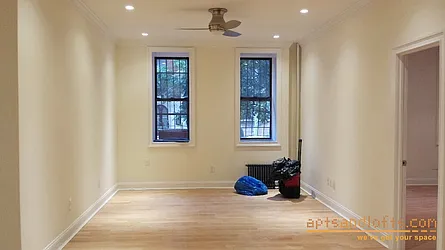 Rented by aptsandlofts.com