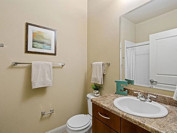 5th image of 5401 S Park Terrace Ave