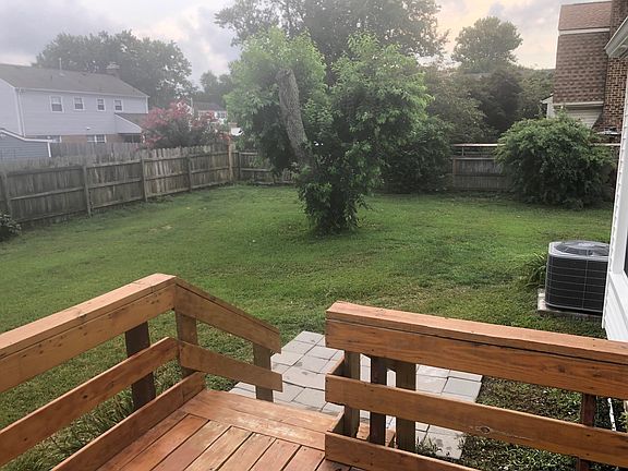 2nd image of 5025 Waterford Pl