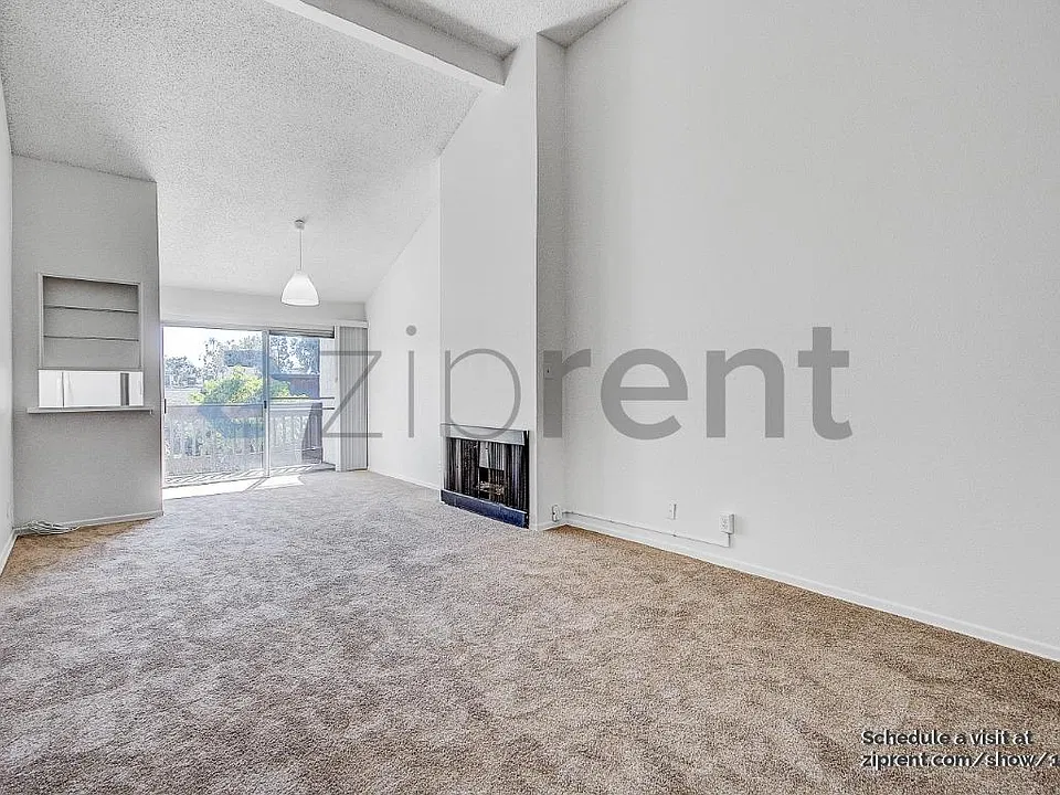 10000 Summertime Ln #303