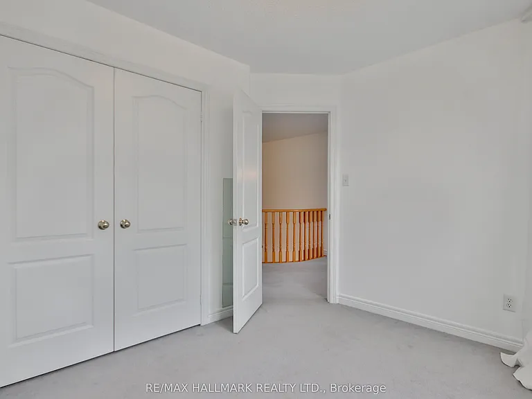 15 Briarglen Rd — Photo 31