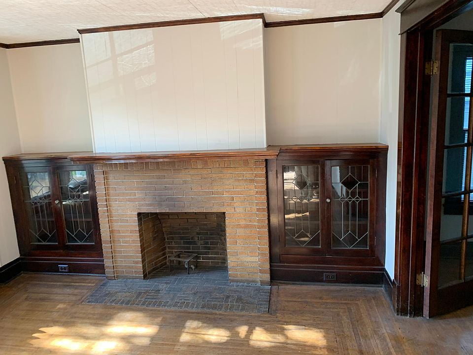 1st image of 489 Linwood Ave