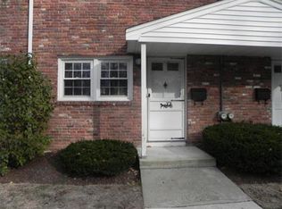 18 Regency Dr, Holliston, MA 01746