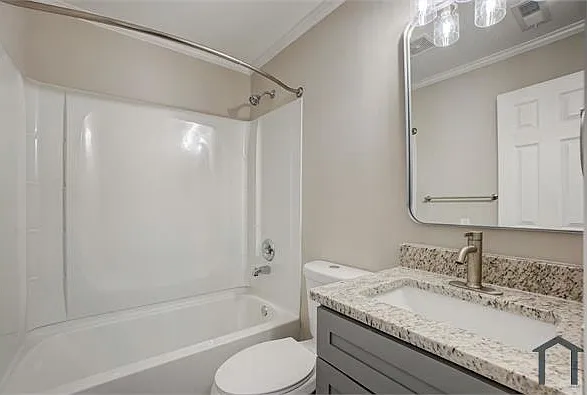 1301 King Ave #E — Photo 11