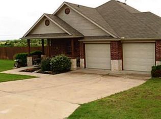 110 Indian Gap Ct, Newark, TX 76071