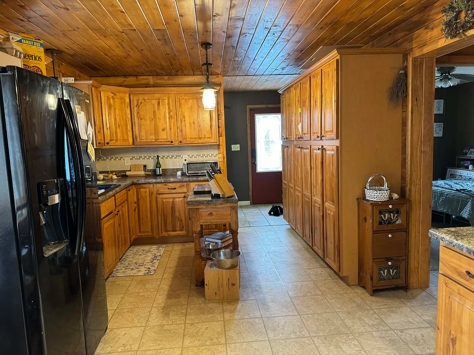 3 bed, 1434 sqft, $2,500 — Photo 3