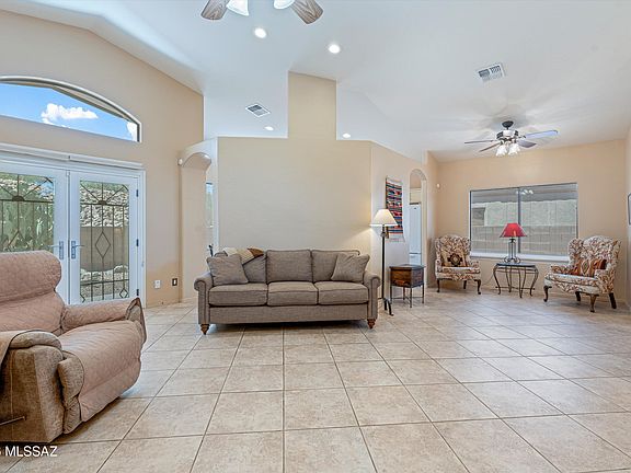 4th image of 10790 E Slopeside Pl