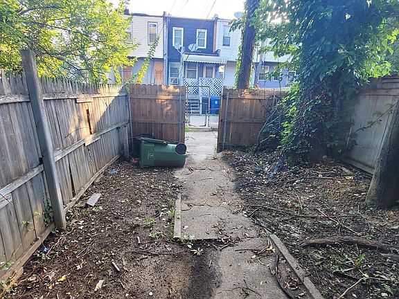 3rd image of 1704 Montpelier St