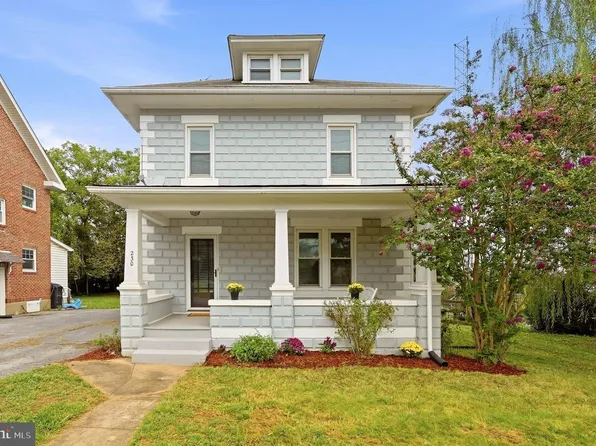 230 Jefferson St, Martinsburg, WV 25401