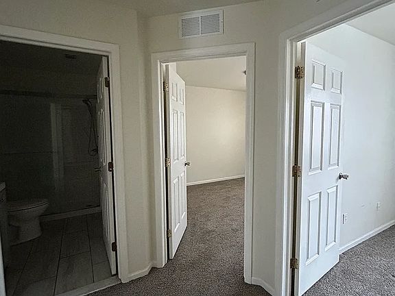 5th image of 38600 Meadowdale Dr