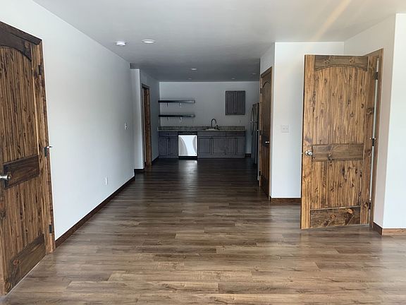 5th image of 727 Cottonwood Ct #B