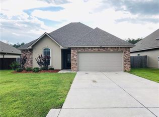 70121 4th St, Covington, LA 70433