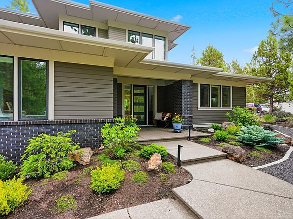 3rd image of 2966 NW Meldrum Ct