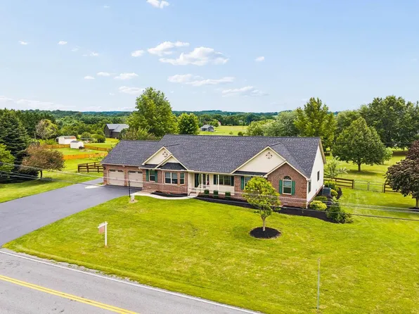 2165 Harney Rd, Littlestown, PA 17340