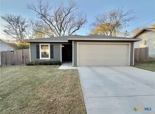 1411 N 10th St, Killeen, TX 76541