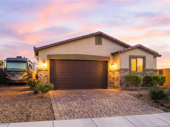 2772 Brinkley Manor St, Laughlin, NV 89029