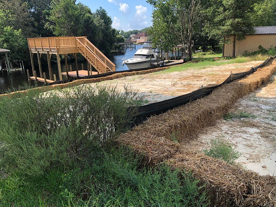 1st image of 2308 Canal Dr