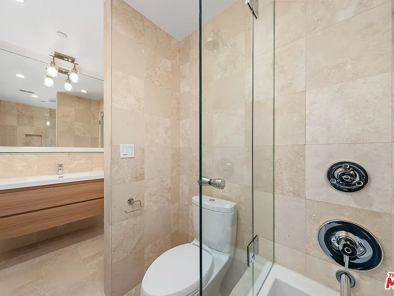 200 N Swall Dr #9 — Photo 15