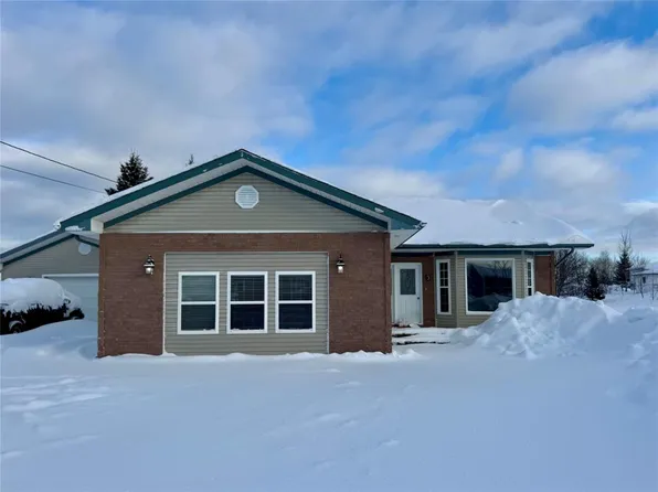 3 Shaws Lane, Deer Lake, NL A8A2B1