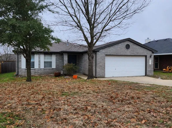 208 Fall Creek Dr, Kyle, TX 78640