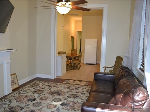 3rd image of 2627 Onzaga St
